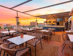 Klayman Olivina Aparthotel