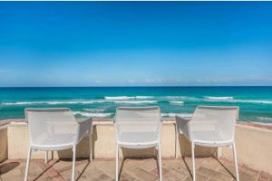 Brisas aparthotel en la playa