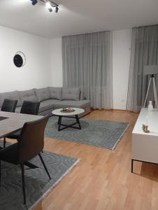 Blue House Apartment Plus