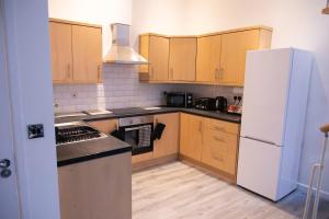 Luton Grove