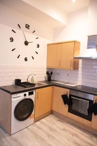 Luton Grove