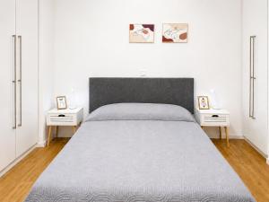 Mayas Urban Flat