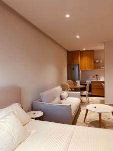 LaFe SeaFront Suite