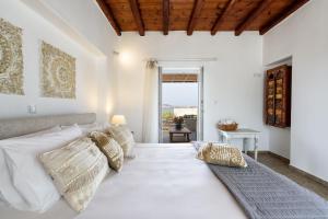 Aegean Seashell Villa with Private Pool