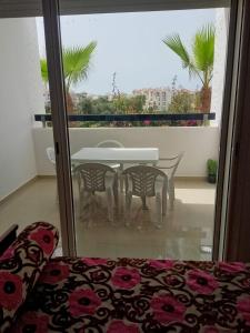 sea view apt- marina asilah with Pool
