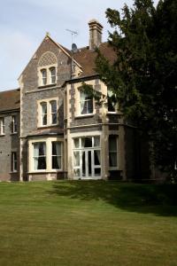 Basingstoke Apartments - Sherborne House, City Centre Victorian Apartments