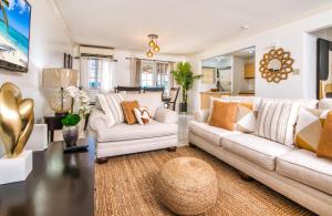 Vacation Getaway in Mango Walk Country Club
