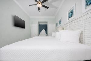 Phoenix Gulf Towers 2206