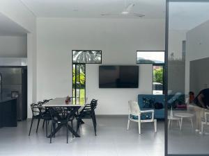 Casa Aqua