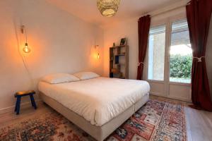 Apartment with garden in La Garde
