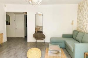 Apartment with garden in La Garde