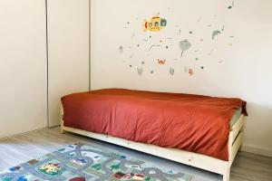 Apartment with garden in La Garde