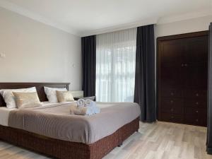 Your Comfortable Home with Sea View in Alsancak