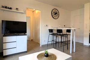Apartment with terrace in the heart of Toulon