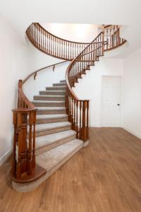 Newly Renovated 3 Bedroom Spacious Family Home