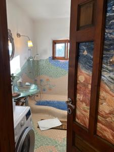 Casa din Pamant in Mijlocul Naturii