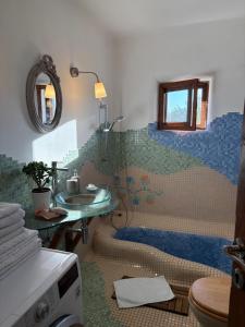 Casa din Pamant in Mijlocul Naturii