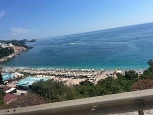Private Patio Przno Steps to Beach 2 Bedroom 2 Parkings BBQ Villa Olive