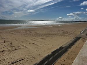 LA BAULE : STUDIO MER EN REZ DE JARDIN