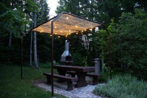 Holiday house pr ta star lip