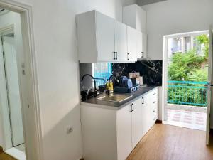 Furnished Apartment in Athens