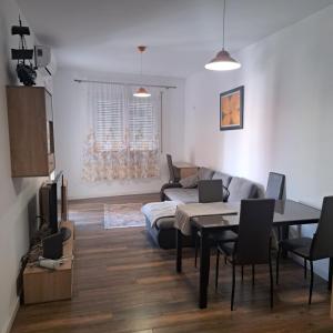 Lovely new apartment near the historic center.