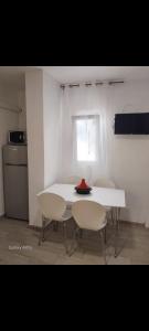 appartement avec terasse et 100m de la plage Empuriabrava
