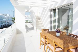 Penthouse duplex with jacuzzi, 5 min to beach