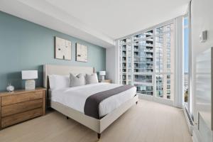 Luxury 2BR Condo with King Beds & Views