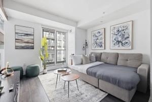 Charming 2BR downtown condo with private patio