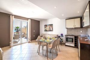 Corfu Glyfada Beach Apartment 22