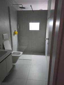 Entire Apartment in Road Thoma Filipeu Near Bunkart 1 2BR with Balcony & AC