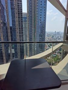 Mysuites2go 6S UPTOWN PARKSUITES T2