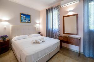 Corfu Glyfada Beach Apartment