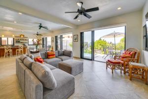 Infinity Pool & Concierge: Private San Pancho Home