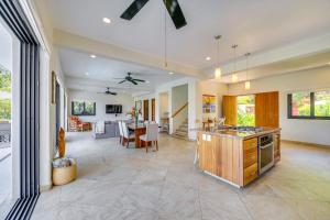 Infinity Pool & Concierge: Private San Pancho Home