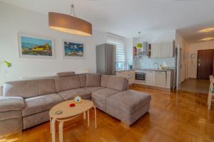 Adris apartment - private parking