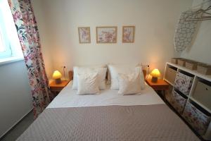 ANNIX Central Residence
