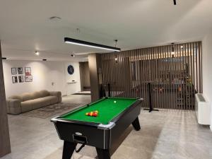 Luxury Pool Villa Paskuqan - Lakeside