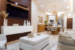 Arena Blanca 502 Ocean View Luxury Condo