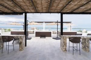 Arena Blanca 502 Ocean View Luxury Condo