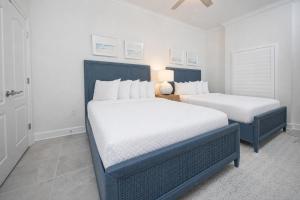 Phoenix Gulf Towers 1208