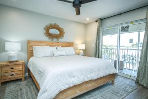 Sanibel Arms West L8