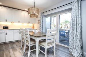 Sanibel Arms West M2