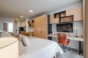 Luxury 5 stars boutique suite 34 metros free parking