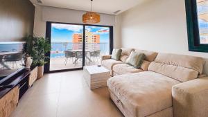 TM Sunset Sailors I by Terreta Rentals