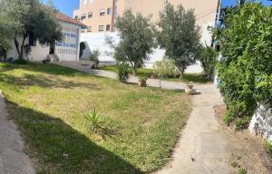 3 bedroom Villa with garden
