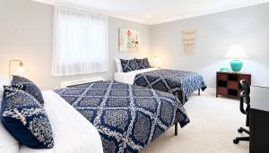 Gilford Stay Pool, Balcony, WiFi & Parking