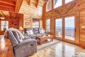 Hawks View Log Cabin