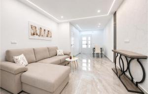 5 Bedroom Gorgeous Home In Vila-Real